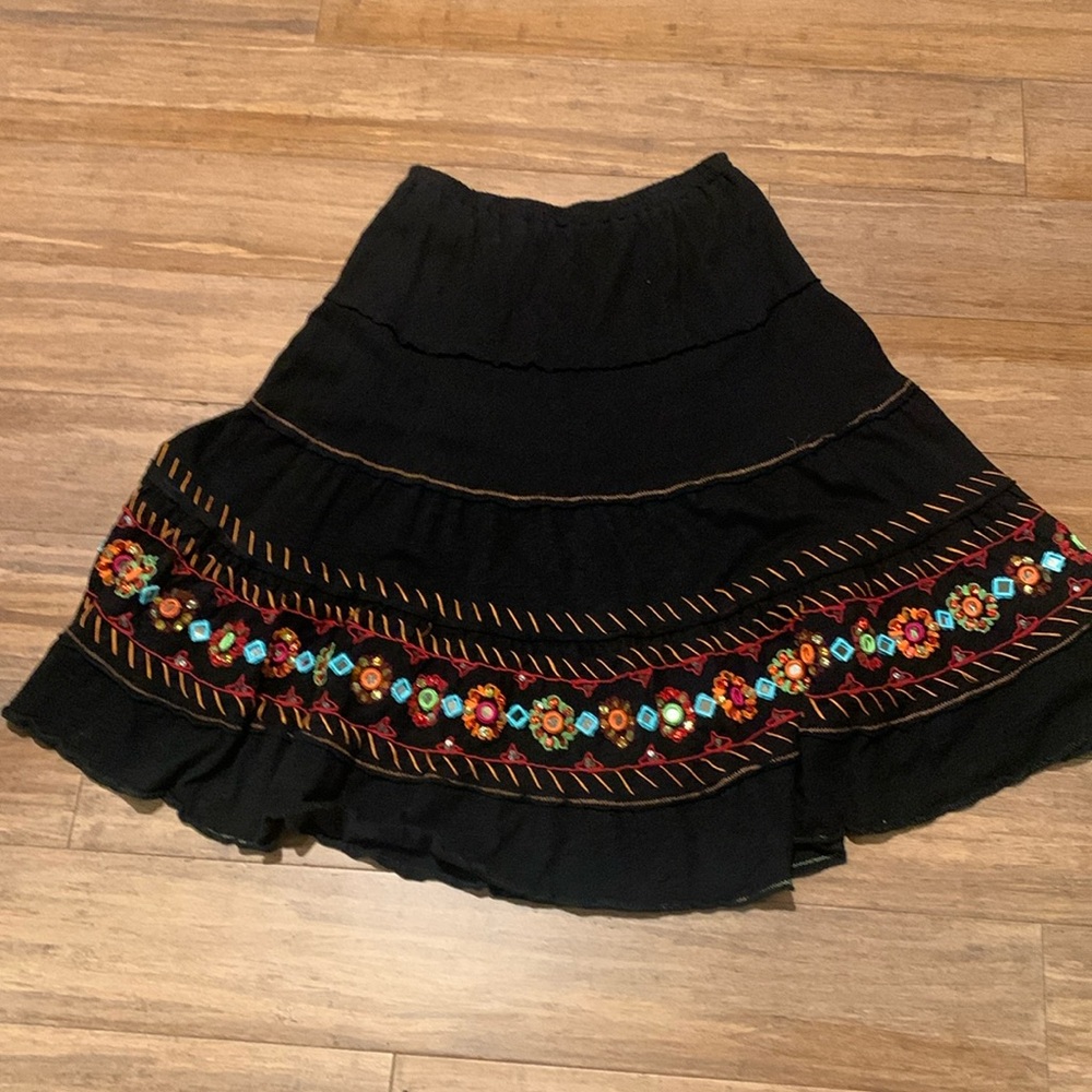 Double D Ranch size S with embroidery skirt.